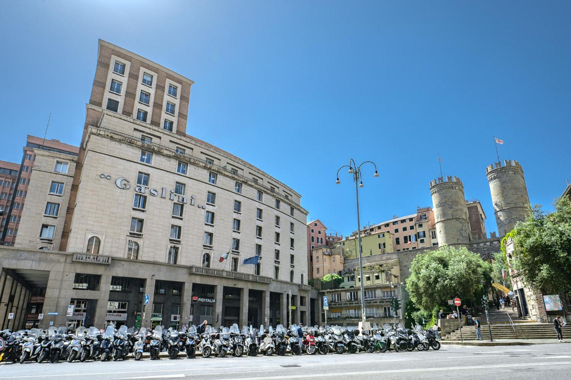 Dalle Torri Di Porta Soprana - Genovainrelax Exterior foto